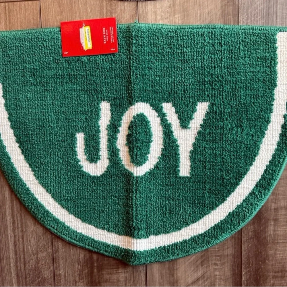 Wondershop Green and White Bath Mat